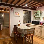 Nido Nei Pispini Apartment *
